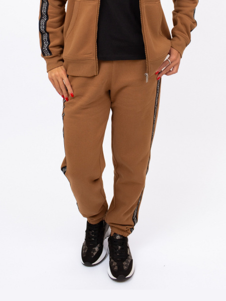 Спортивные брюки