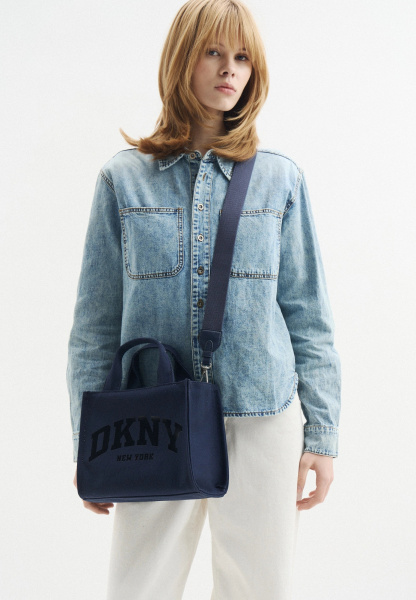 Сумка DKNY