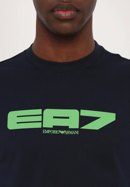 Футболка EA7