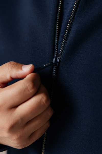 Спортивный верх ZIP EA7