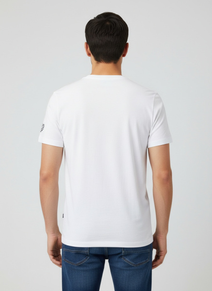 Футболка EA7