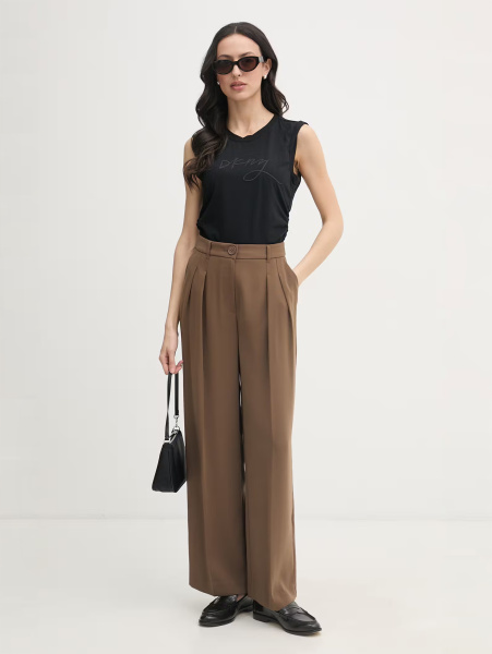 Топ DKNY