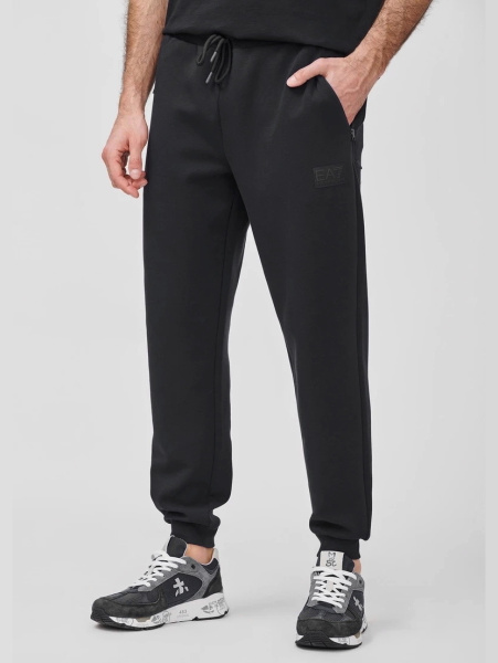 Спортивные брюки Спортивные брюки