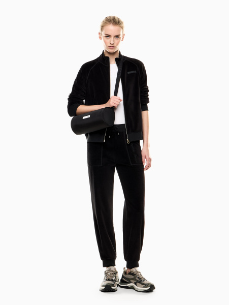 Спортивные брюки EA7