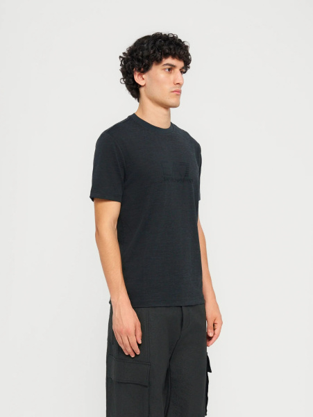 Футболка EA7