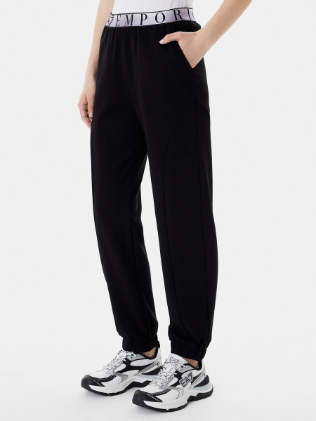 Спортивные брюки