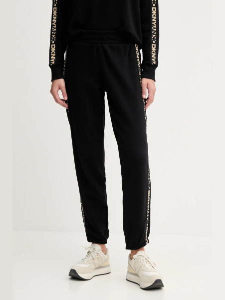 Спортивные брюки