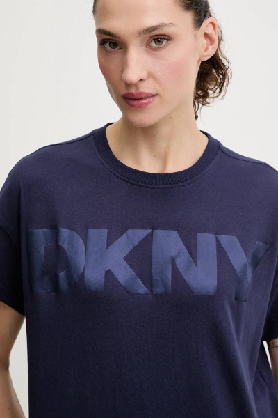 Футболка DKNY