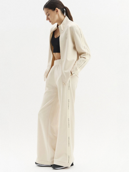 Спортивные брюки EA7