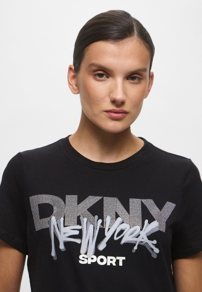 Футболка DKNY