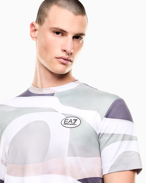 Футболка EA7