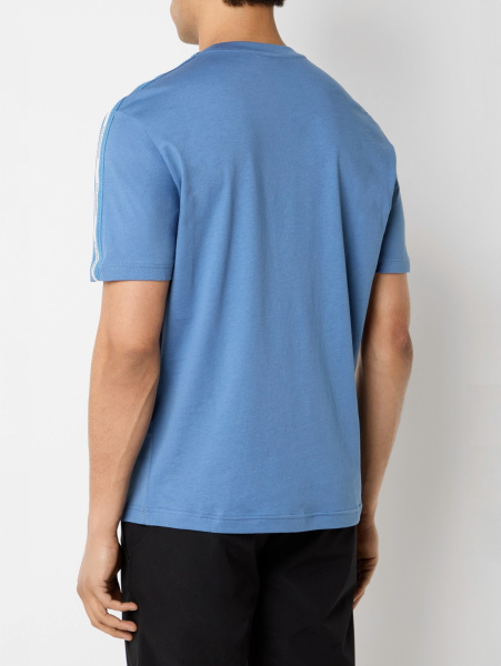 Футболка EA7