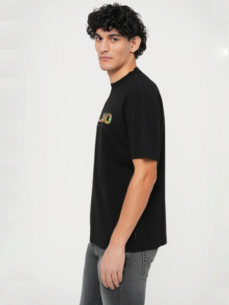 Футболка EA7