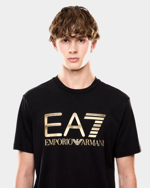 Футболка EA7