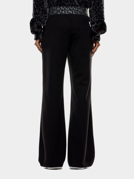 Спортивные брюки EA7