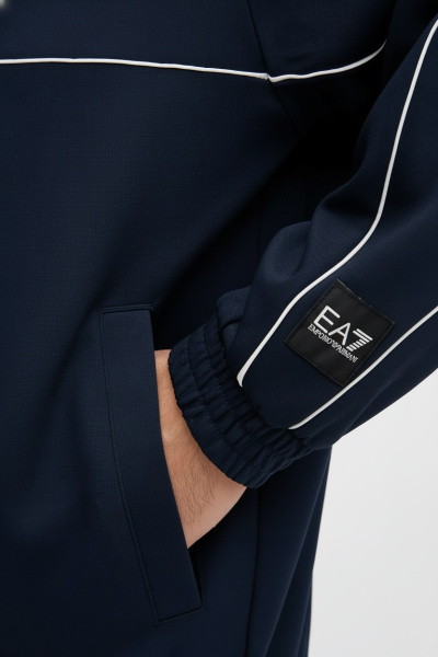 Спортивный верх ZIP EA7