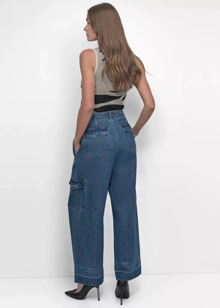 Джинсы DKNY