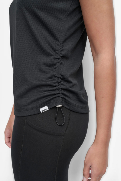 Футболка DKNY