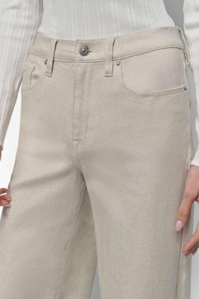 Джинсы DKNY