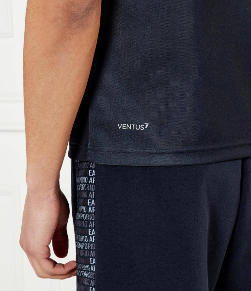 Футболка EA7