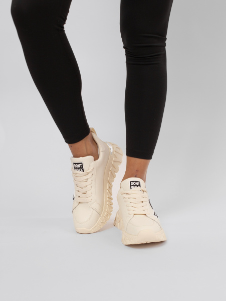 Кроссовки DKNY