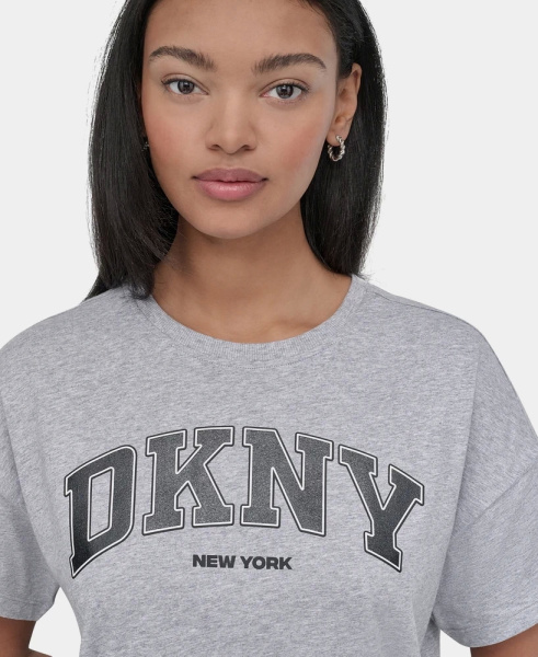 Футболка DKNY