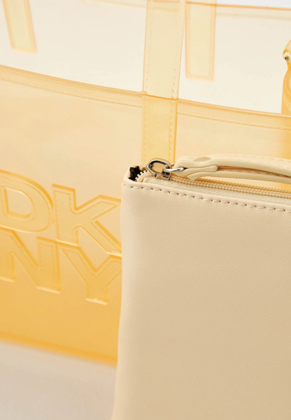Сумка DKNY