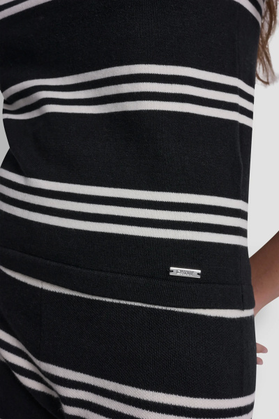 Джемпер DKNY