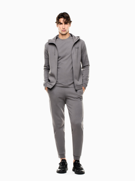 Футболка EA7