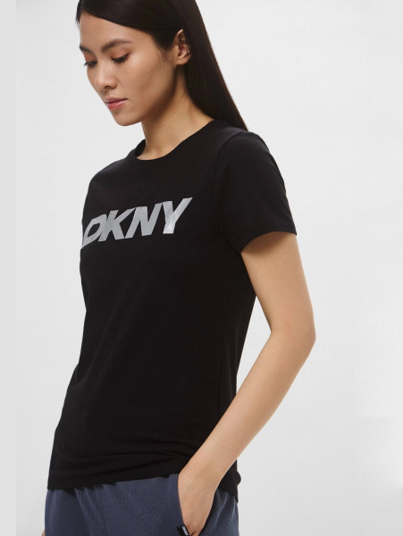 Футболка DKNY