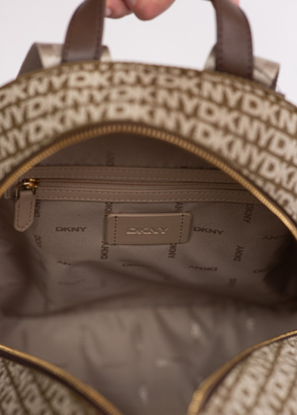 Рюкзак DKNY