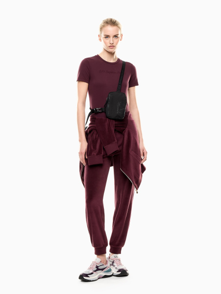 Спортивные брюки EA7