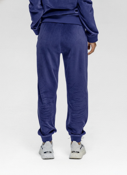 Спортивные брюки EA7