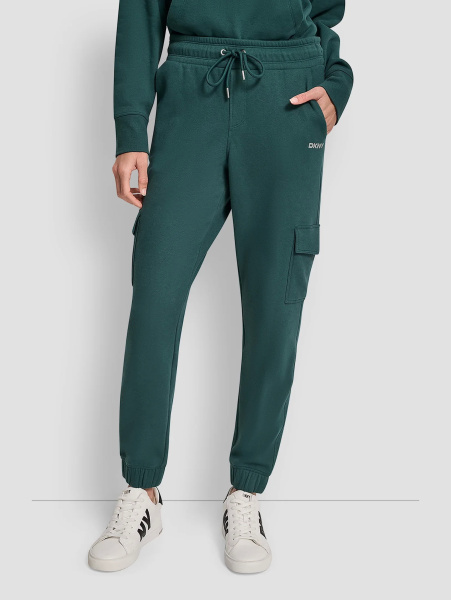 Спортивные брюки