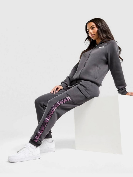 Спортивные брюки EA7