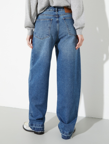 Джинсы MAX&Co. Джинсы MAX&Co.