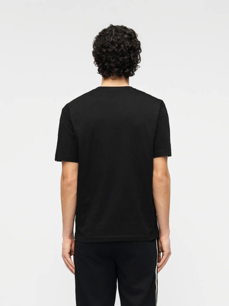 Футболка EA7