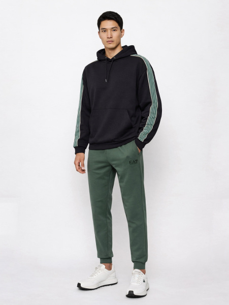 Худи EA7