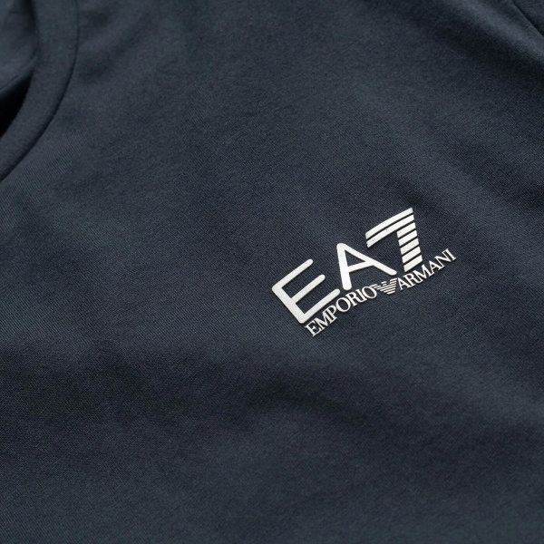 Футболка EA7