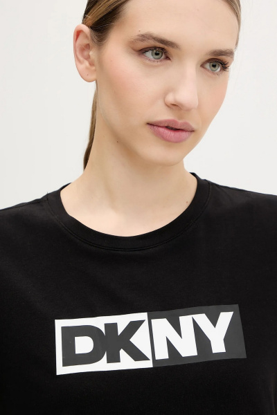 Футболка DKNY