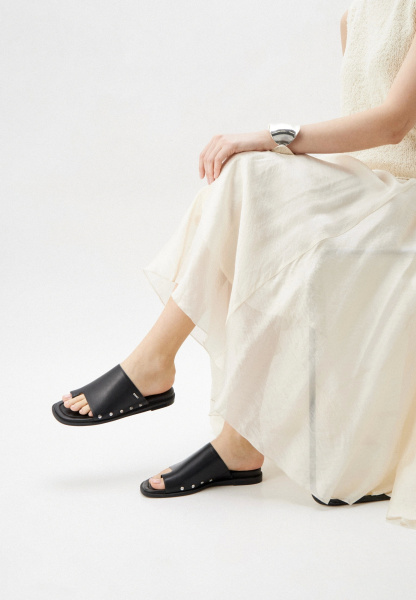 Шлепанцы DKNY