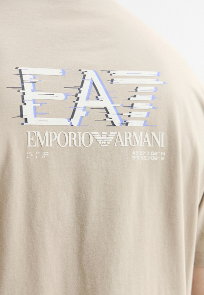 Футболка EA7