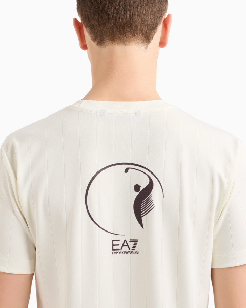 Футболка EA7