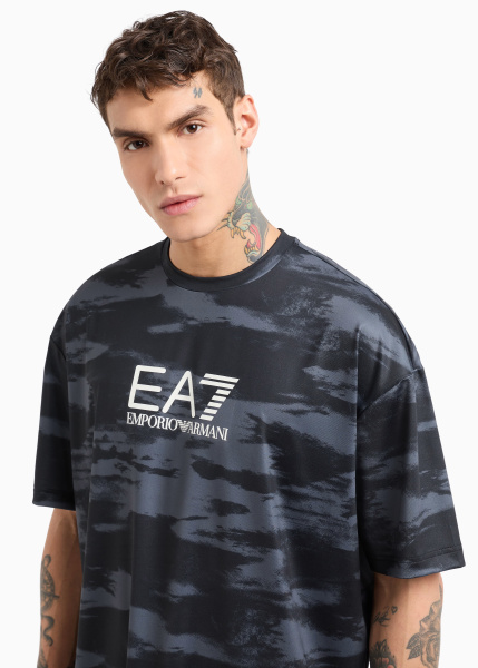 Футболка EA7