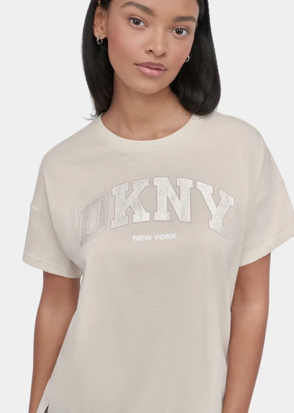 Футболка DKNY