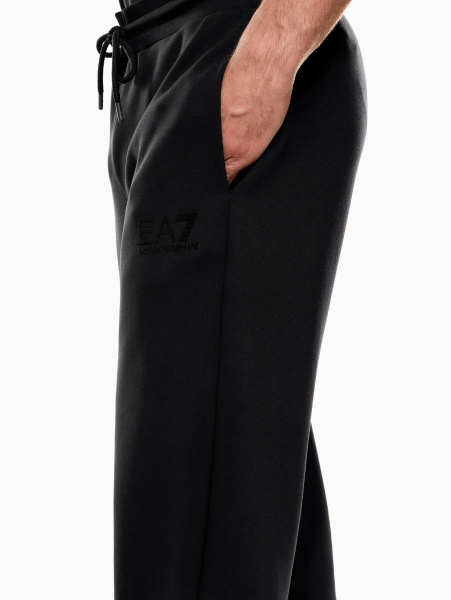 Спортивные брюки EA7 Спортивные брюки EA7