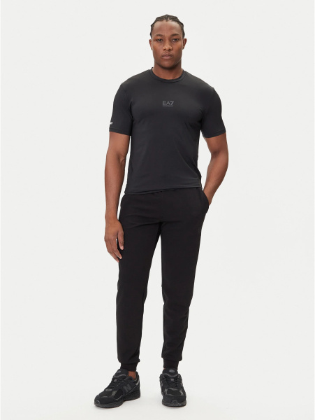 Футболка EA7