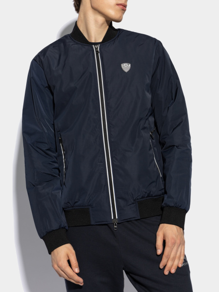 Ветровка Ветровка