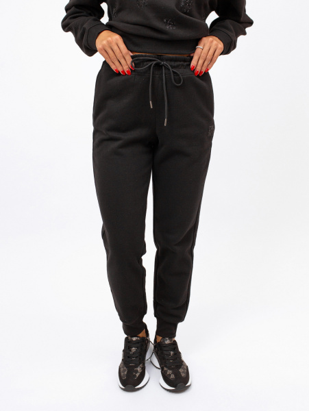 Спортивные брюки