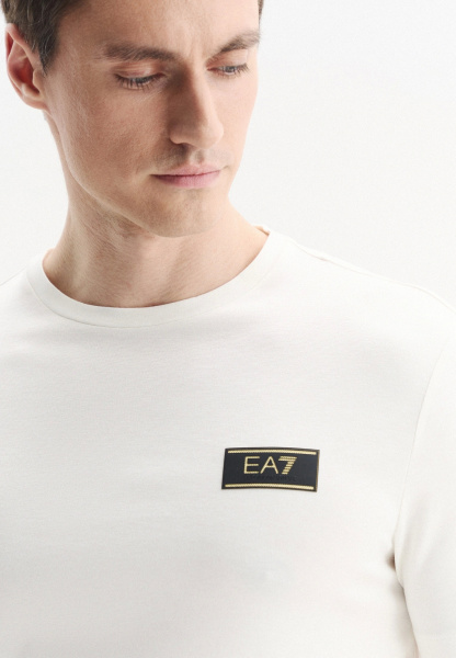 Футболка EA7